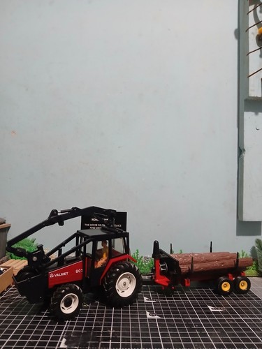 Britains farm toys - toys, valmet