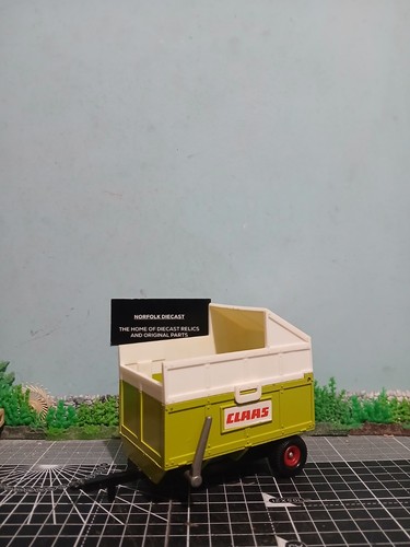 Britains farm toys claas - britains,